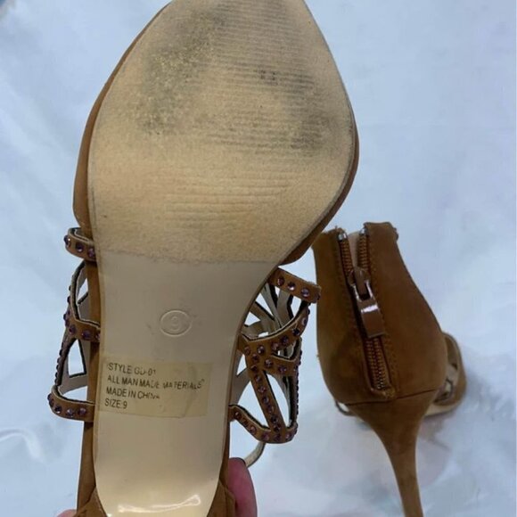 WOMAN’S formal pumps. Carmel faux suede. Rhinestone embellishments. Unique. - Picture 5 of 9